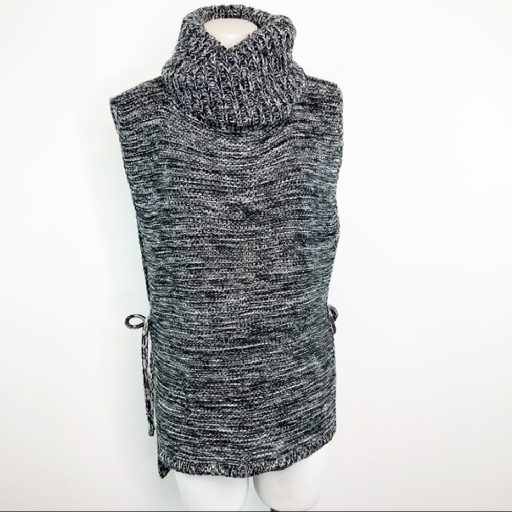 Verloop Black & White Marled Chunky Turtleneck